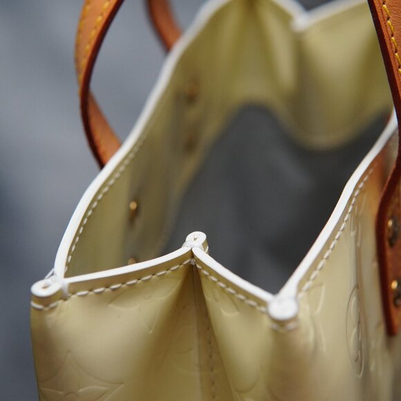 Louis Vuitton Vernis Reed PM Pearl Yellow Handbag with Dust Bag - Picture 15 of 16